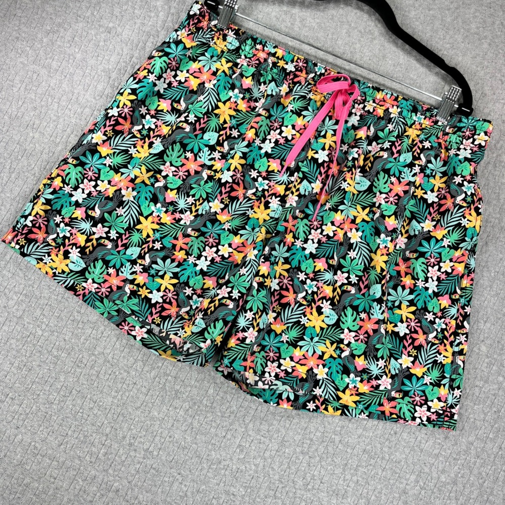 Chubbies Hawaiian Swim Trunks Mens XXL 36 Black Tropical Toucan Floral Shorts - Picture 1 of 10